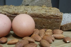 Seriously the BEST paleo bread recipes: Low carb & gluten free!